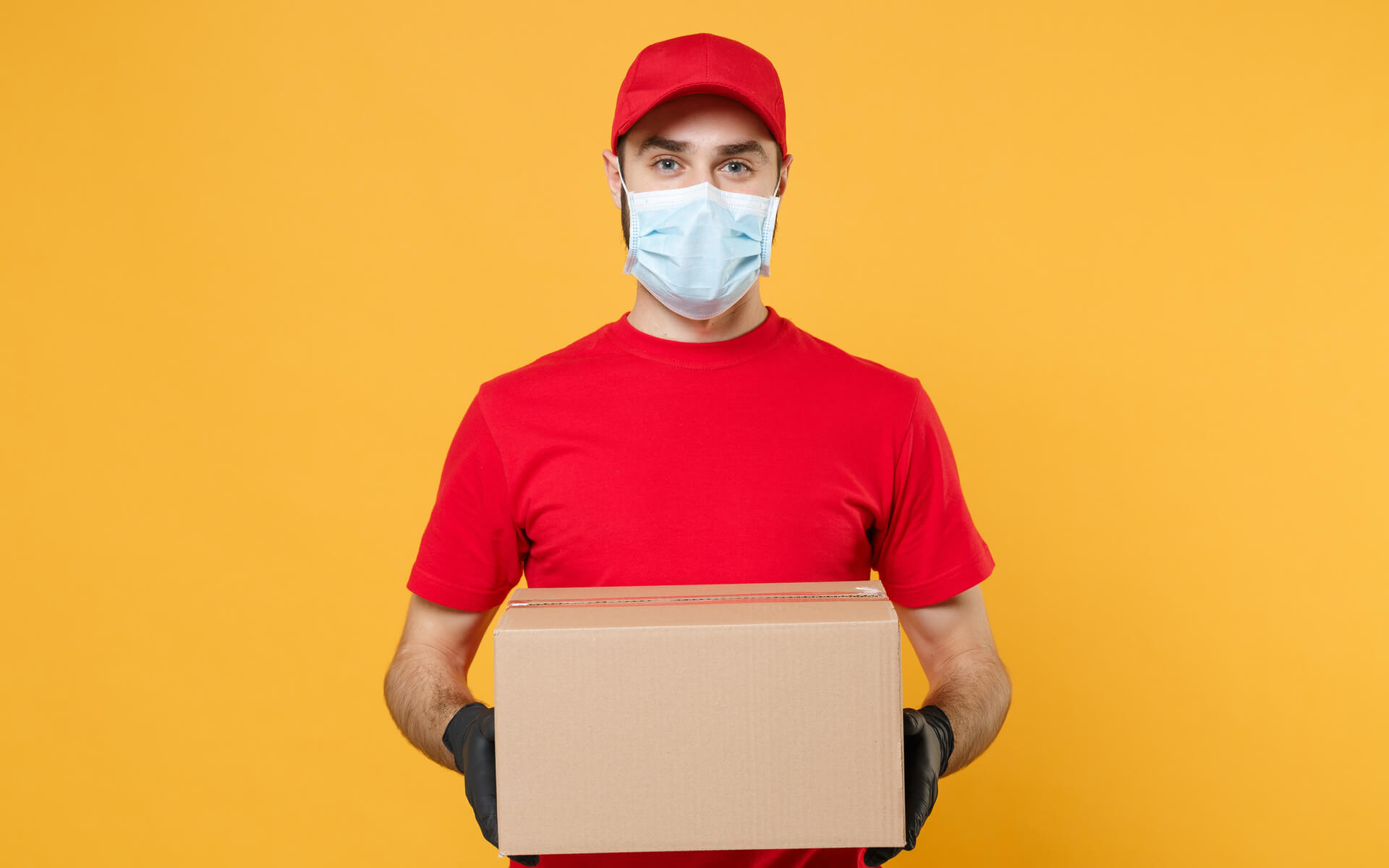 delivery-corona-mask-package-w1920h1200