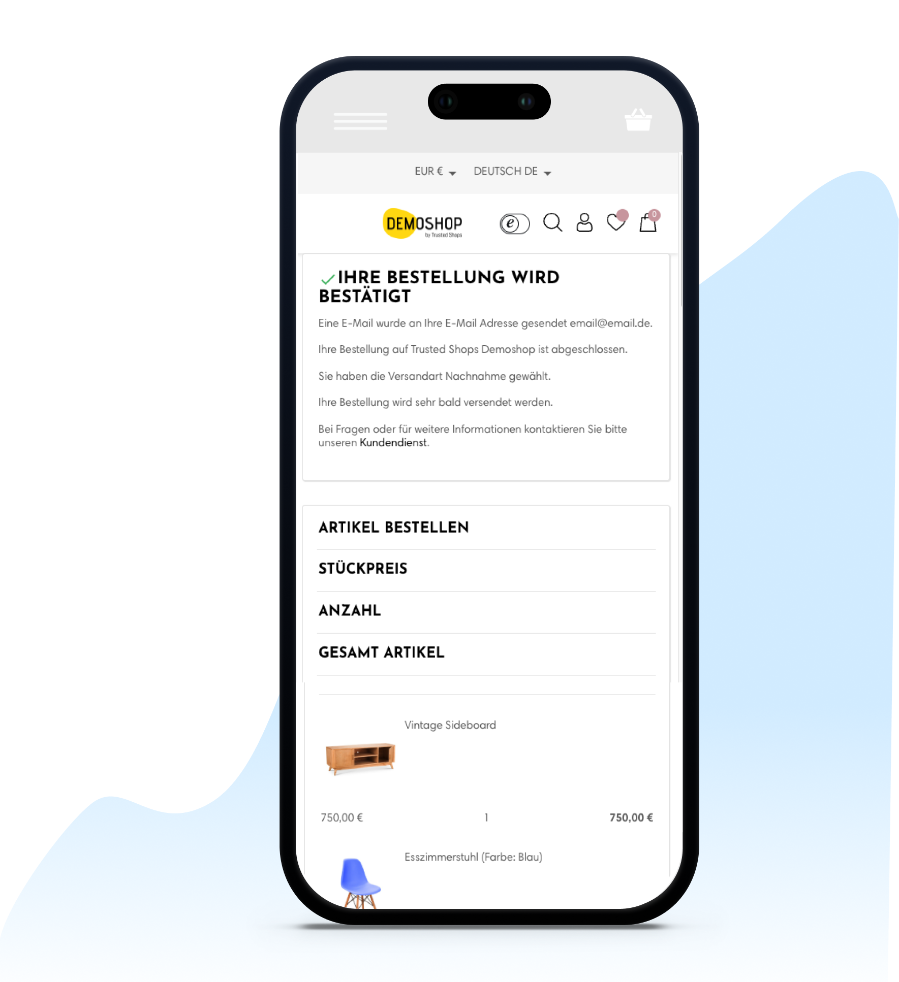 Smartphone mit Bestellbestätigung im Online-Shop nach erfolgreichem Kauf.