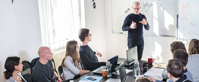 business.trustedshops.frhubfs1-TS_B2BcontentFR20190219_Blog_serie_product_expertblogTitle-technical_experts