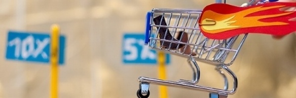 Einkaufswagen beim Check-out